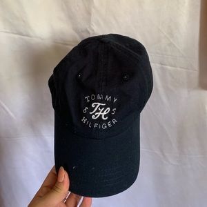 tommy hilfiger navy blue hat